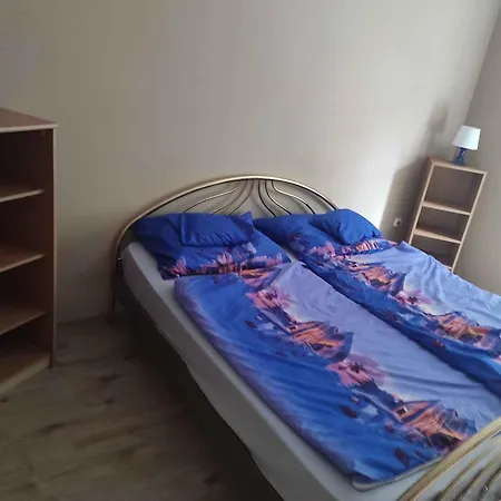 In Siofok/balaton 34933