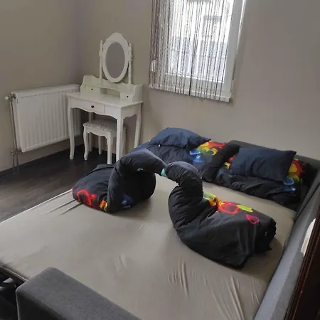 In Siofok/balaton 34933 Apartmán Balatonszabadi Fürdőtelep