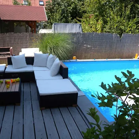In Siofok/balaton 34933 Apartmán Balatonszabadi Fürdőtelep